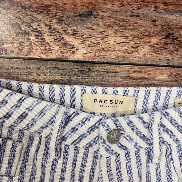PacSun White and Blue Stripe Mom Shorts - Picture 3 of 5